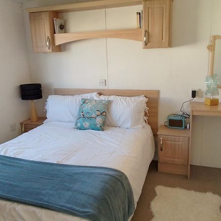 Private Caravan Situated At Parkdean Holiday Resort St Margaret'S At Cliffe Number 18 Exteriér fotografie