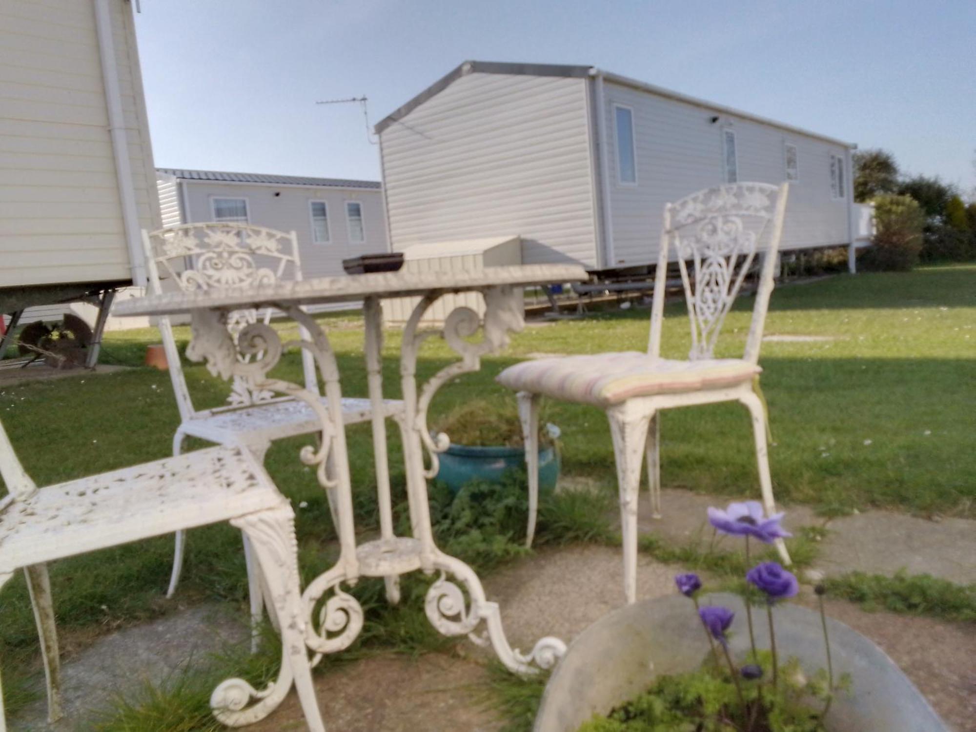 Private Caravan Situated At Parkdean Holiday Resort St Margaret'S At Cliffe Number 18 Exteriér fotografie